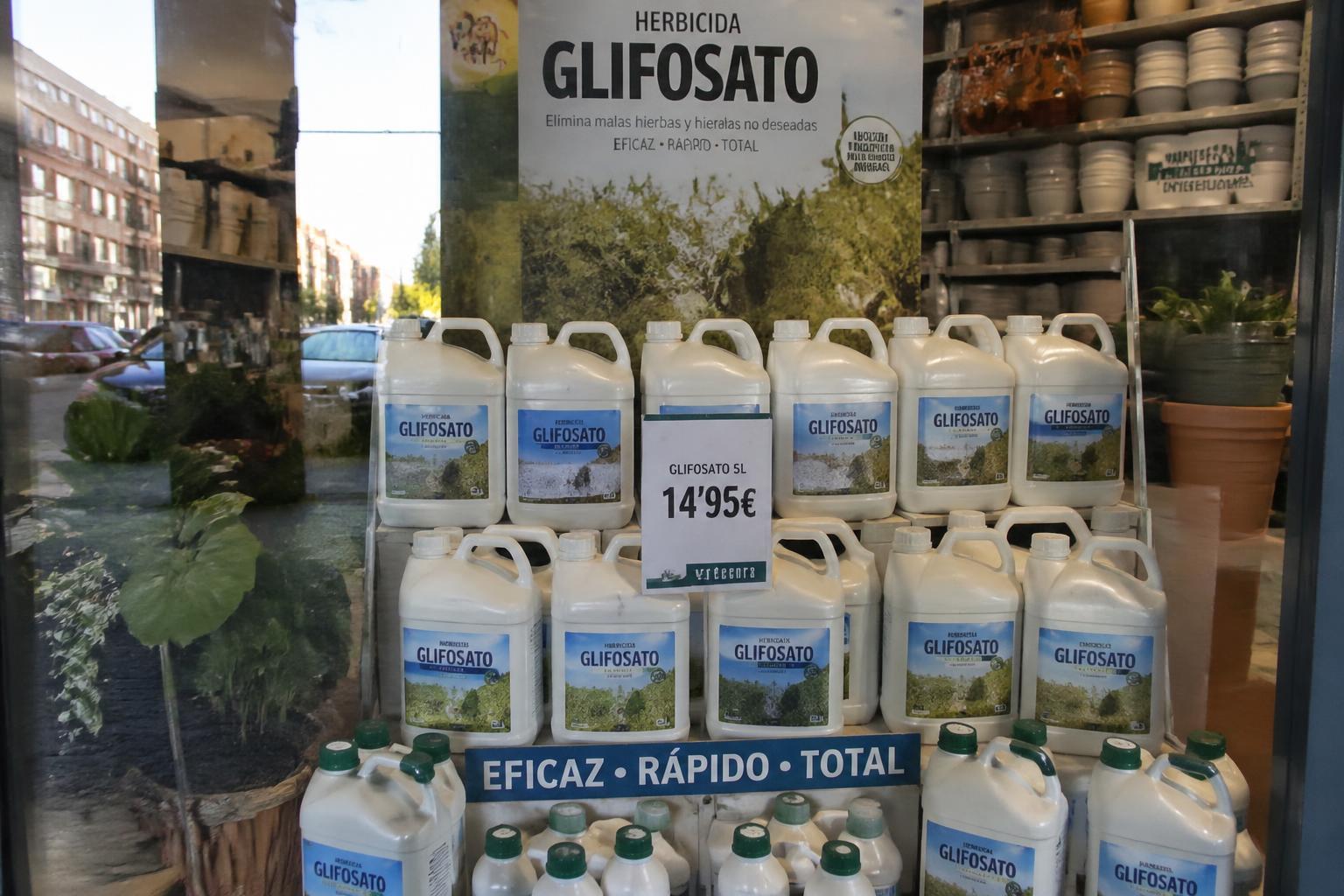 découvrez pourquoi le glyphosate est encore autorisé en espagne et comment se le procurer depuis la france en toute légalité.