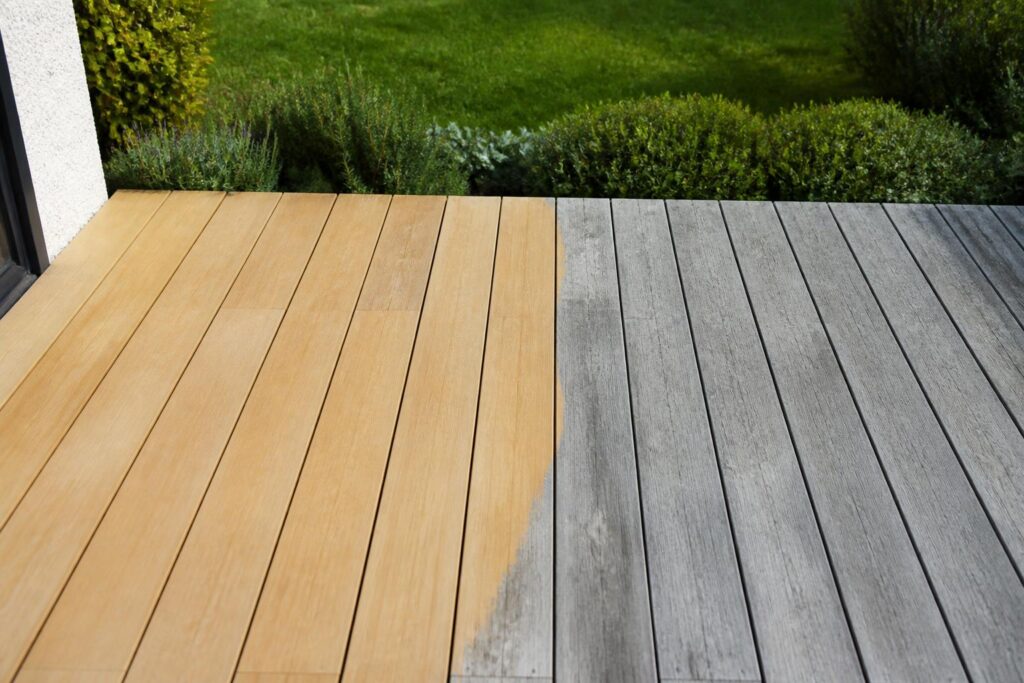 découvrez comment utiliser l'acide oxalique pour raviver le bois grisé de votre terrasse ou bardage et redonner éclat et beauté à vos surfaces extérieures.