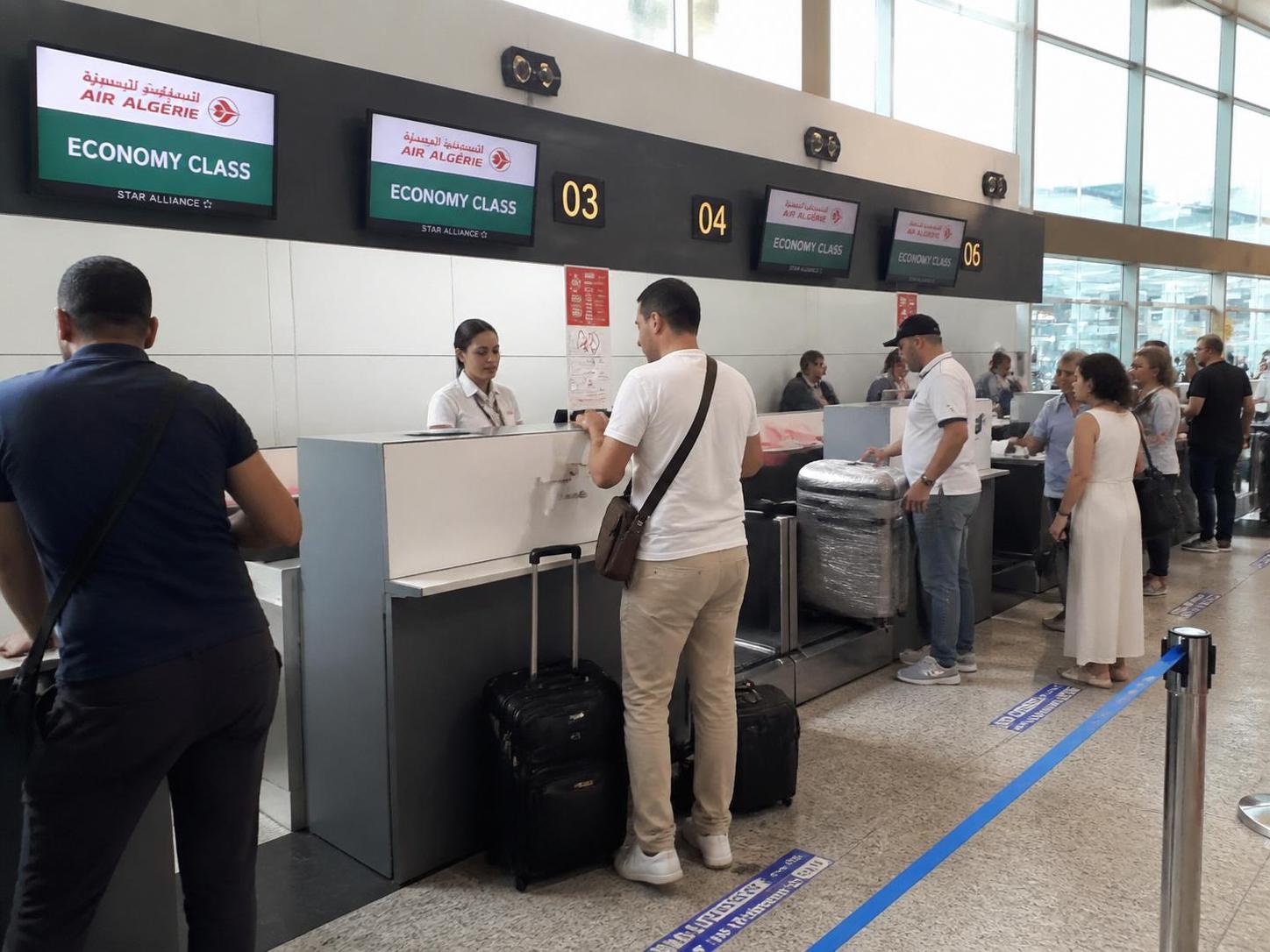 Bagage Air Algérie : franchise, dimensions et ce qu'il faut savoir avant d'embarquer 2 découvrez tout ce qu'il faut savoir sur la franchise, les dimensions autorisées et les règles du bagage air algérie avant d'embarquer pour votre voyage.