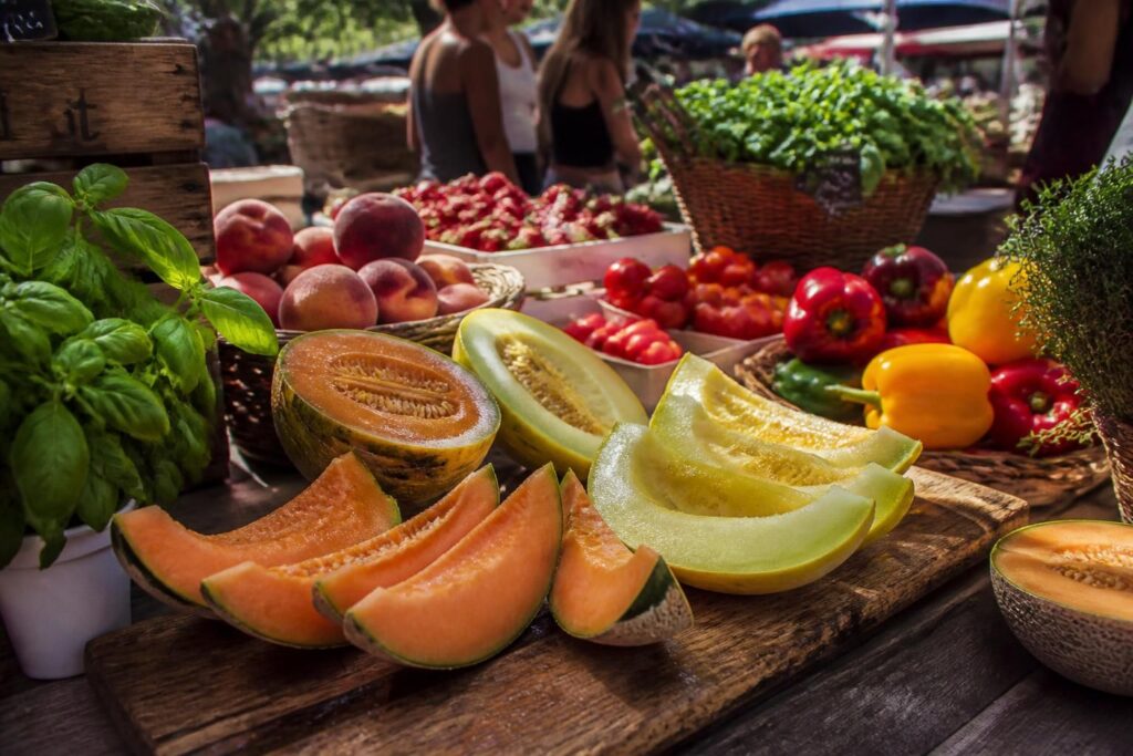 découvrez les saveurs estivales avec des délices de melon frais et des surprises gourmandes issues du marché, pour un été plein de fraîcheur et de découvertes culinaires.